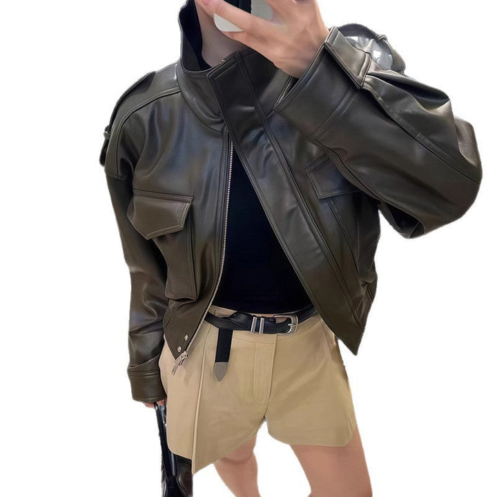 Modische Damenjacke als auffälliger Begleiter für stilvolle Outfits