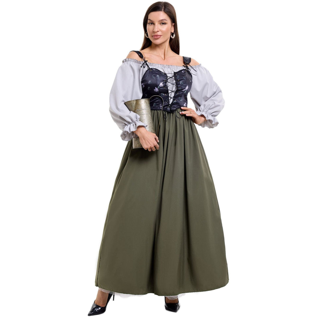 Damen-Trachtenkleid mit romantischem Oberteil und fließendem Rock in der Gesamtansicht