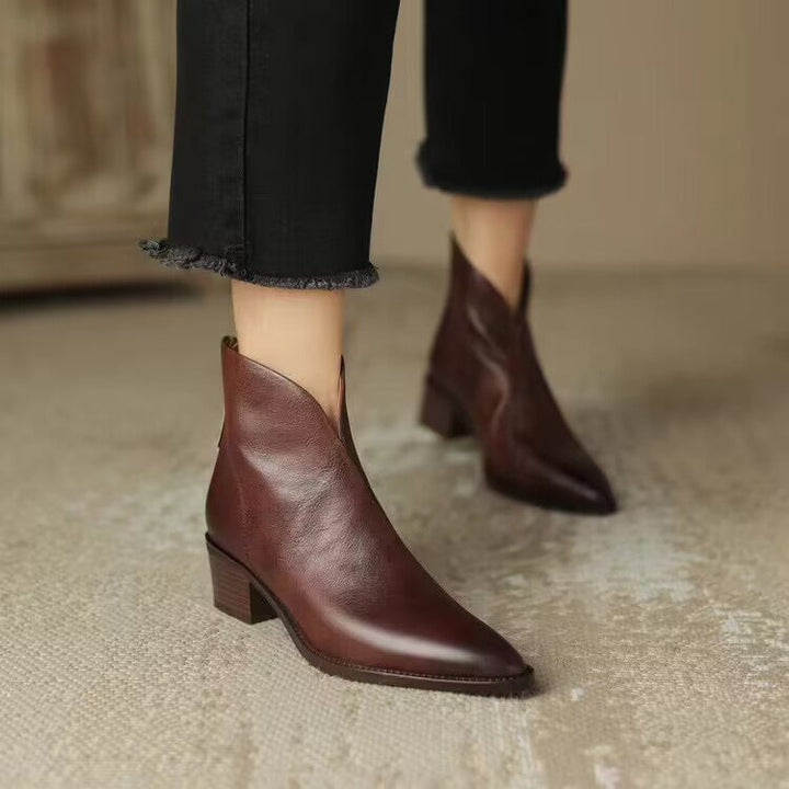 Ansicht der seitlichen Elastikeinsätze an der Chelsea-Stiefelette