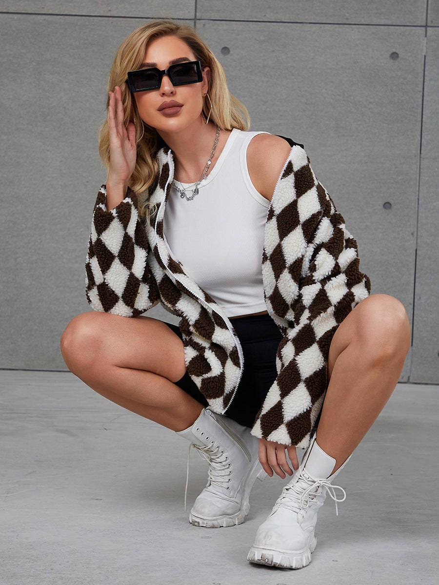 Damen-Steppjacke mit hochgeschlossenem Kragen und weicher Oberfläche