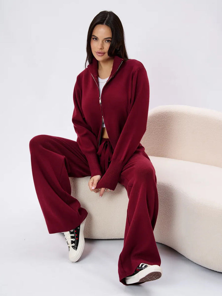 Weites Hosenbein der Strickhose mit lockerem, bequemem Schnitt