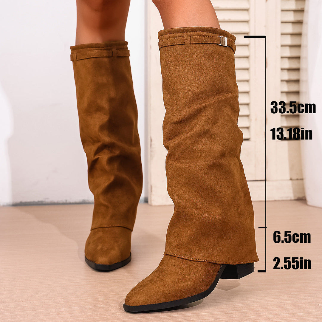 Damenstiefel mit spitzem Zehenbereich und niedrigem Blockabsatz