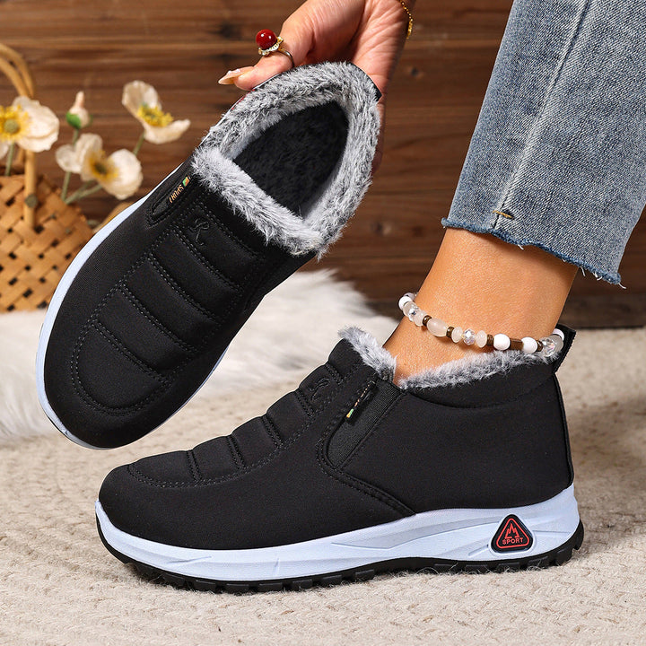 Seitliche Ansicht eines Damen Winter-Sneakers mit warmem Futter