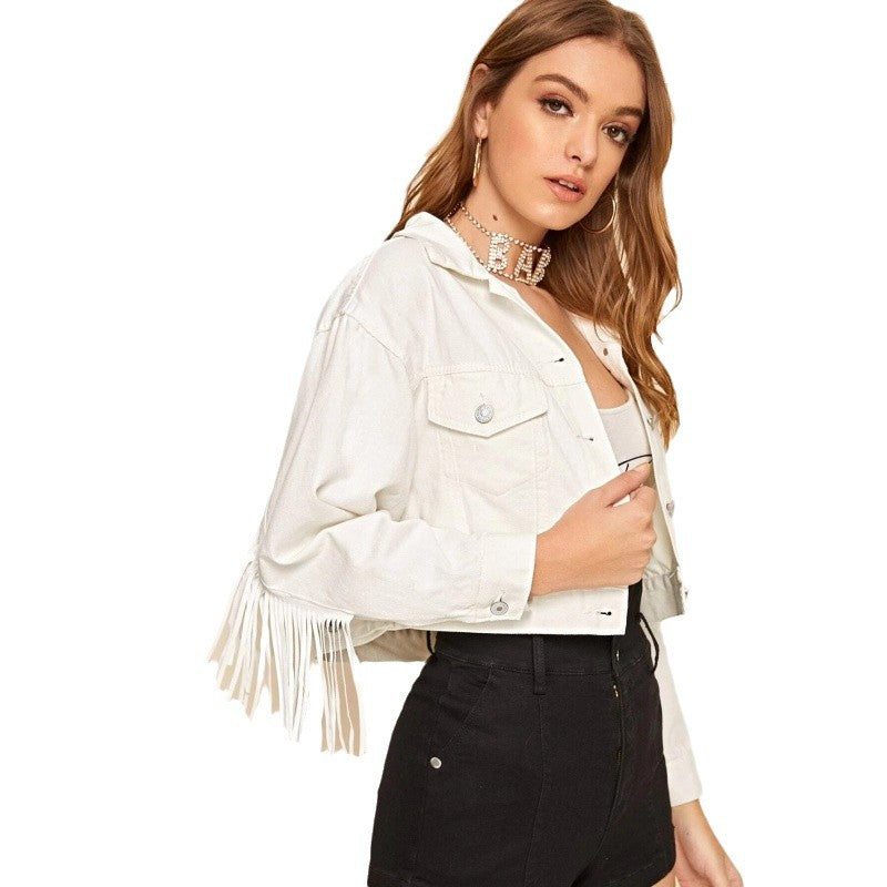 Kurze Damenjacke mit Fransen für moderne und entspannte Looks