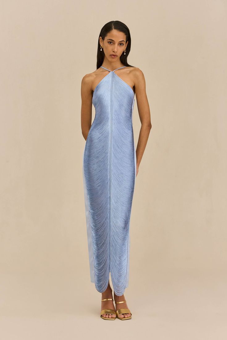 Elegantes Damenlangkleid mit anspruchsvollem Kragen und Schlitz
