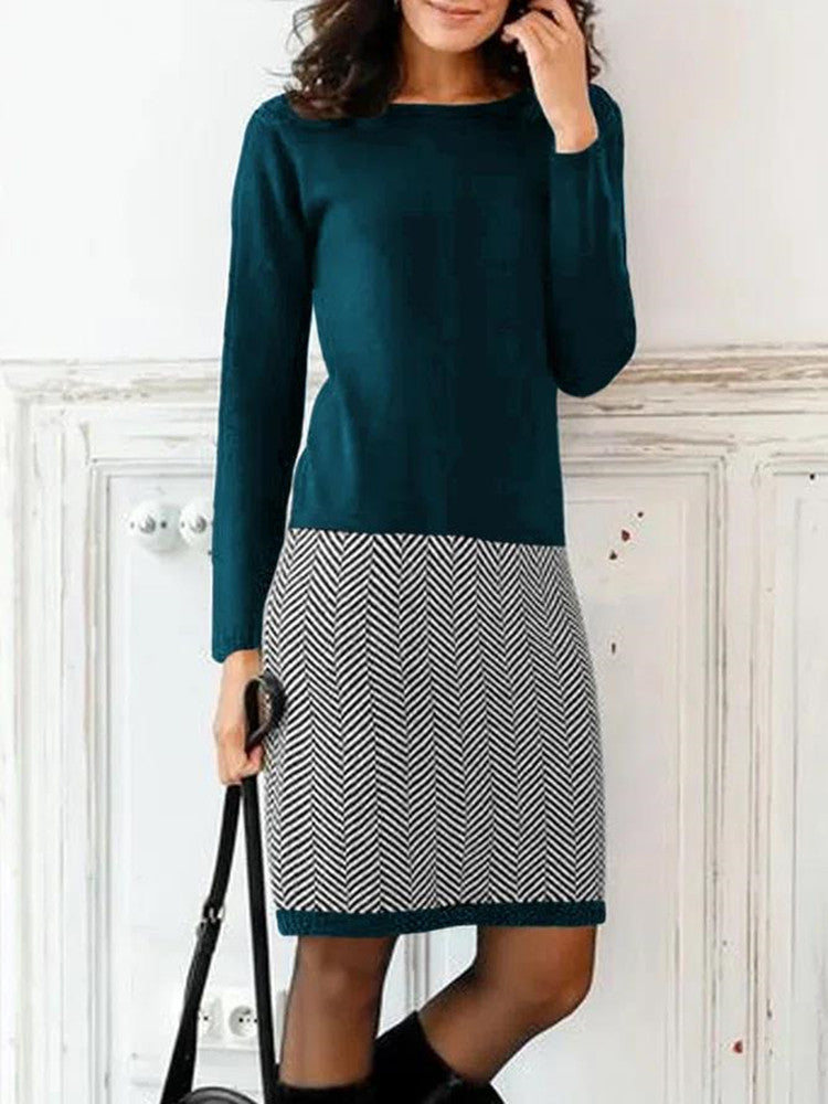 Damen-Strickkleid mit Chevron-Muster von vorne