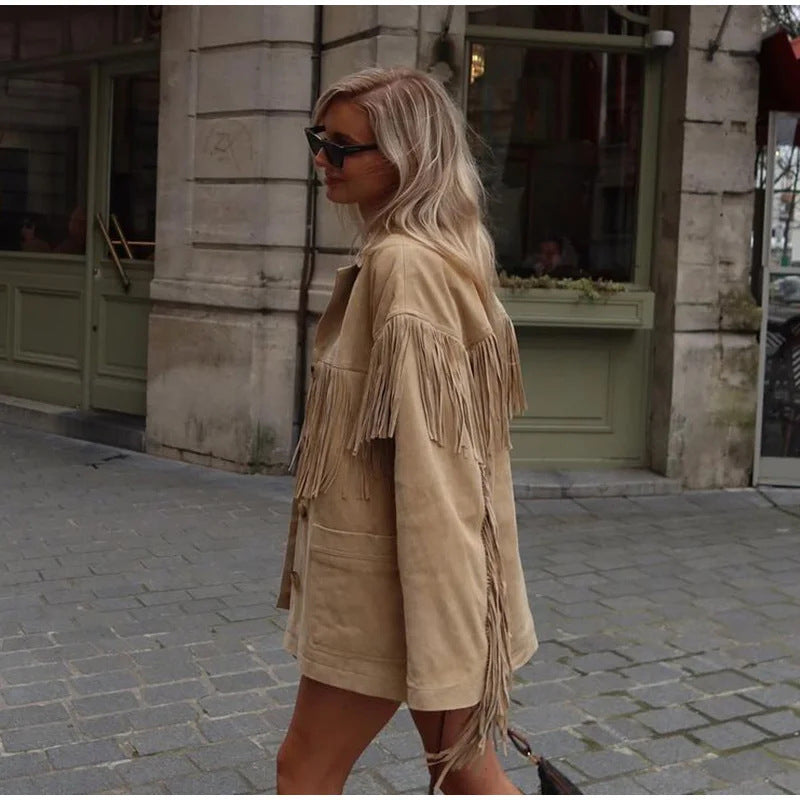 Damen-Wildleder-Fransenjacke als stilvoller Boho- und Western-Look