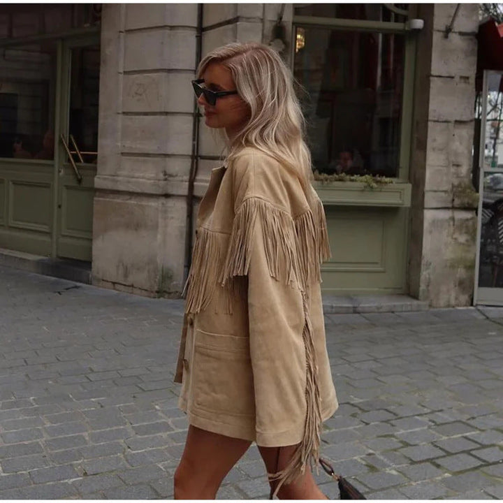 Damen-Wildleder-Fransenjacke als stilvoller Boho- und Western-Look