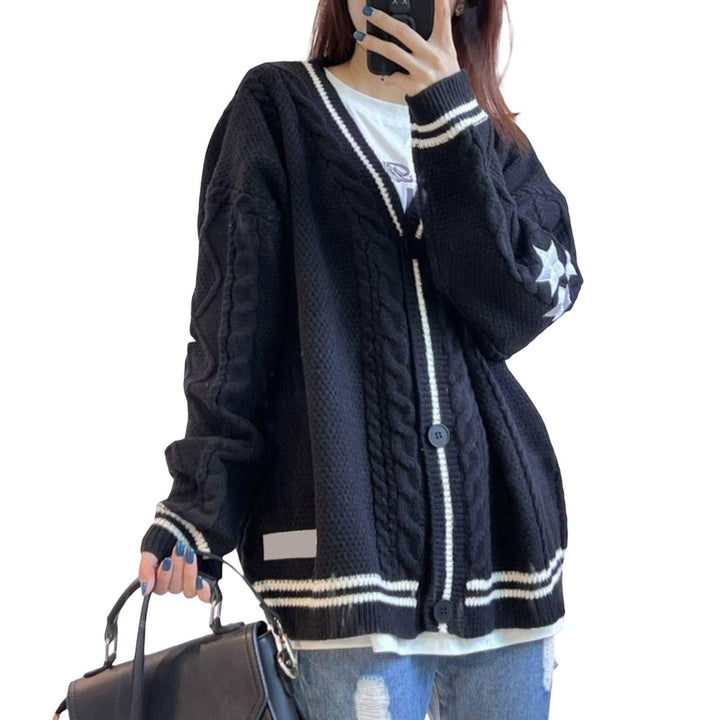 Damen Oversized Cardigan als vielseitiges Layering-Modell