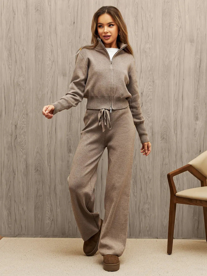 Damen-Strickset mit offenem Zip-Cardigan als lässiger Loungewear-Look