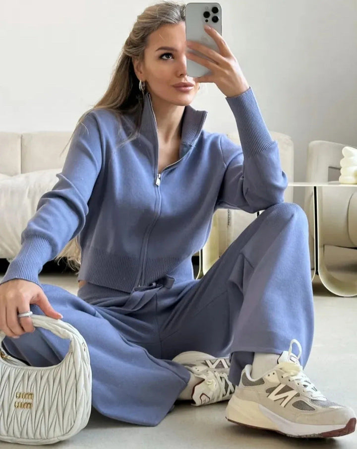 Women's Knitted Two-Piece Set With Zip Cardigan And Wide-Leg High-Waist Trousers