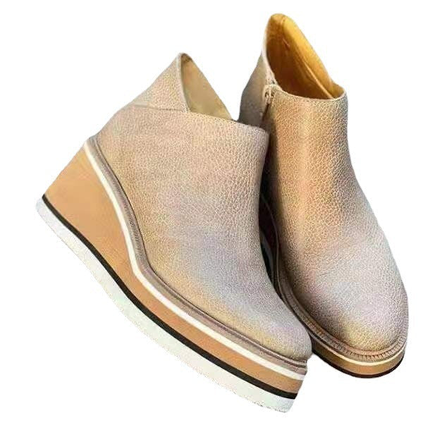 Verstecktes Plateau der Damen-Stiefelette in der Seitenansicht