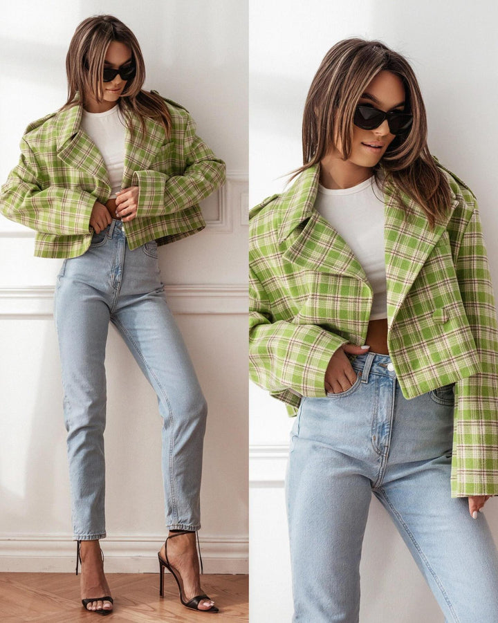 Kurze Damenjacke mit lässiger Silhouette