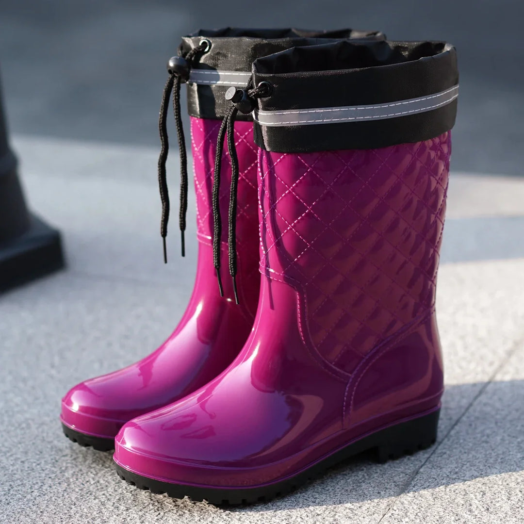 Wasserdichte Regenstiefel für Damen in einer Detailansicht