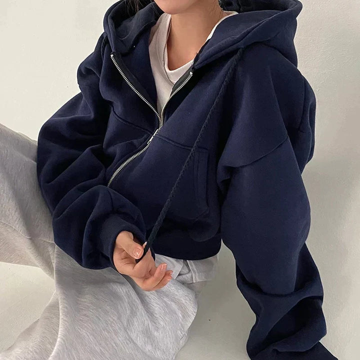 Damen-Sweatjacke mit praktischem Reißverschluss auf der Vorderseite