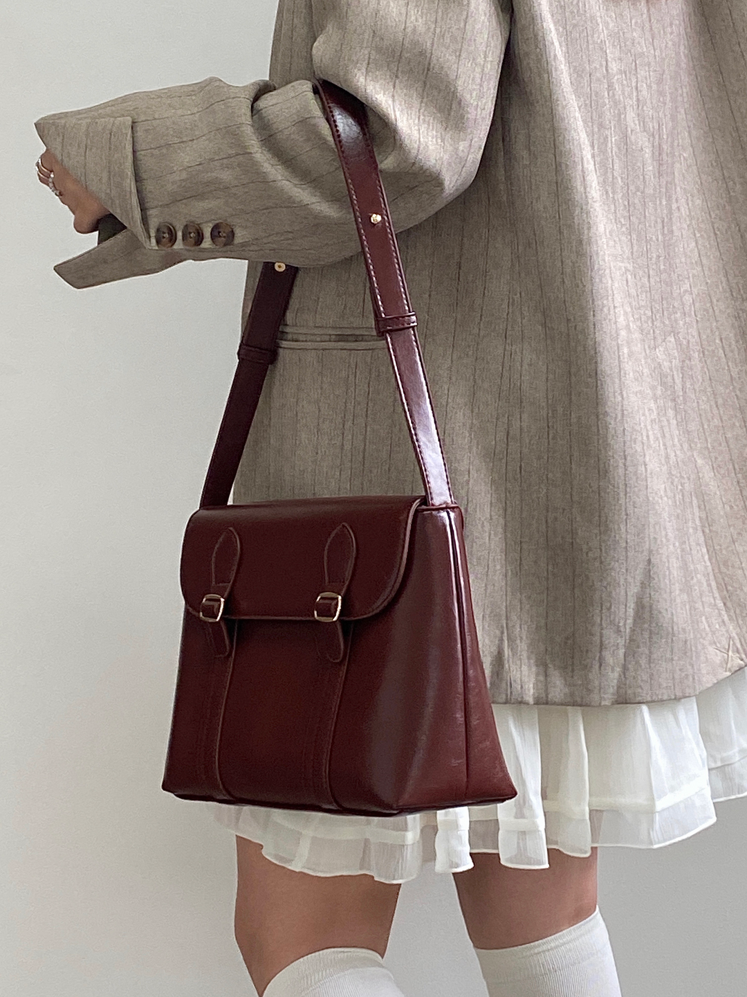 Helviora® | Klassische Umhängetasche im Vintage-Look
