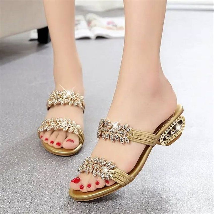 Damen Sandalen als Styling für Sommer und Freizeit
