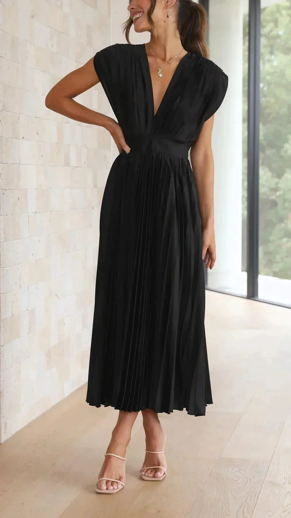 Alina | Elegantes Sexy Plissee-Kleid