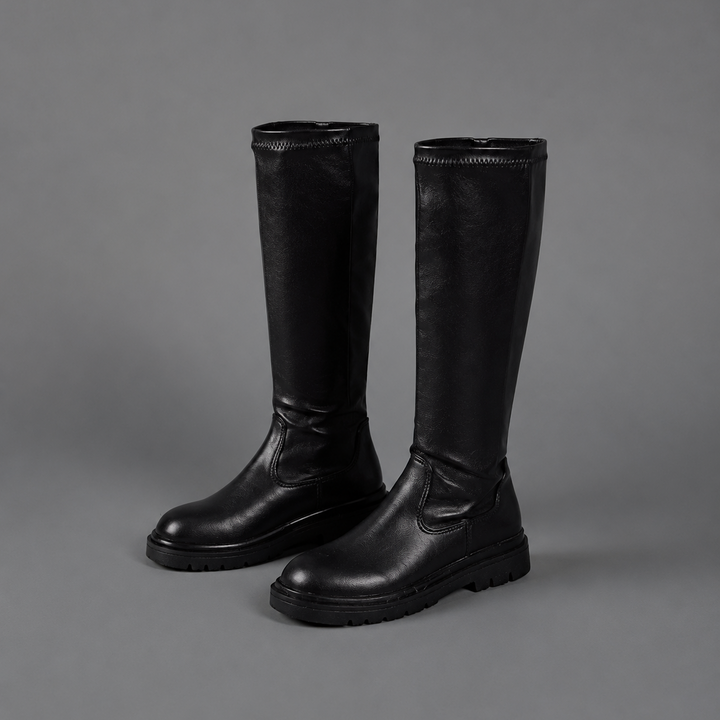 Damenstiefel in Wadenhöhe mit spitzer Zehenpartie