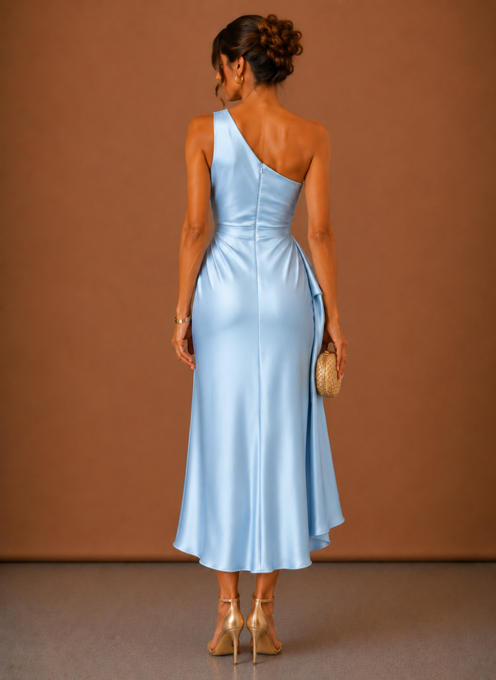 Damenkleid aus Satin in Midi-Länge mit figurbetonter Passform