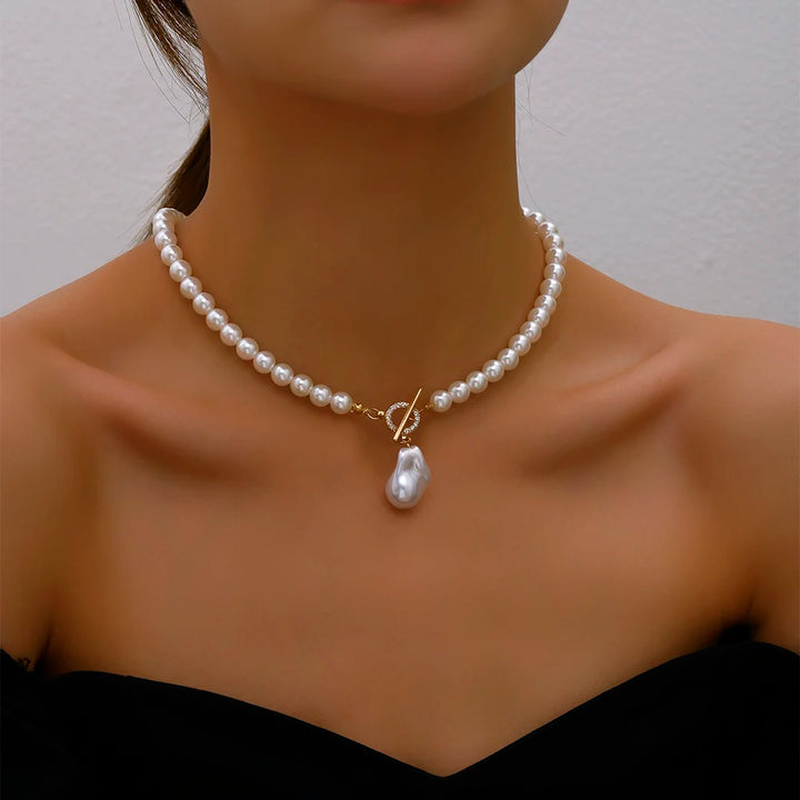 Ivy® | Eleganter Choker mit Großem Perlenkristall-Anhänger