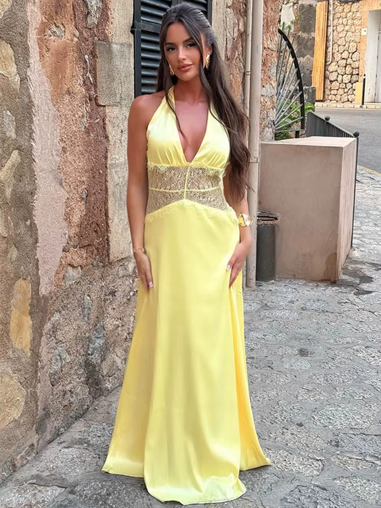 Maxikleid mit Neckholder, Spitzeneinsatz und freiem Rücken