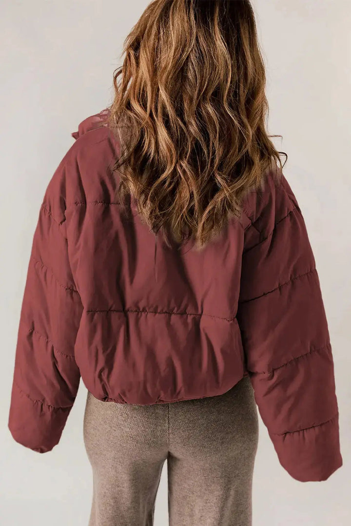 Schicker, länglicher Mantel mit Kragen und Reißverschluss für stylisches Layering