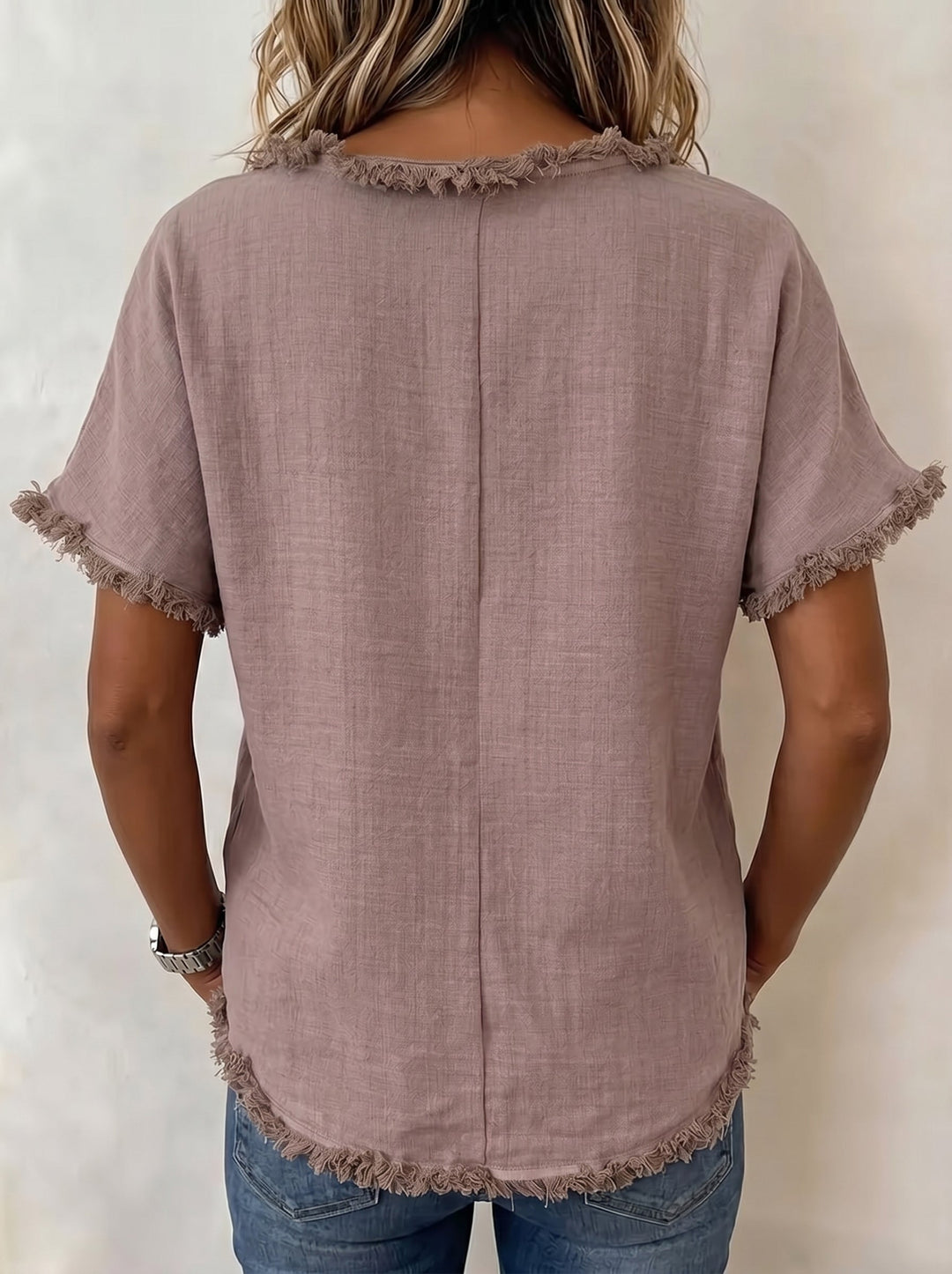 Damen T-Shirt mit Rundhalsausschnitt als modischer Freizeitlook