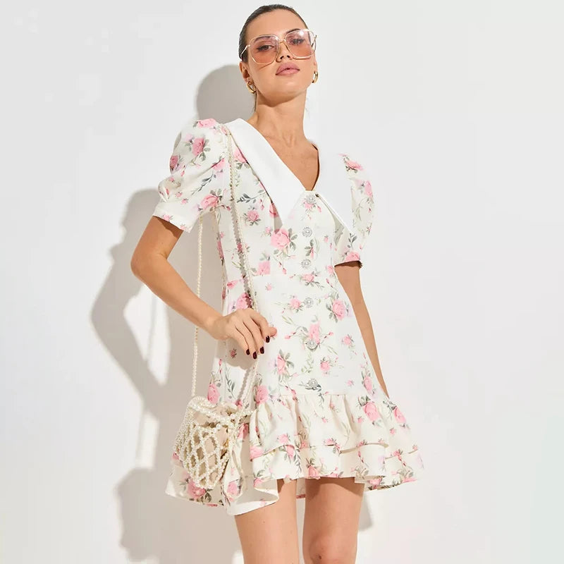 Mini-Kleid mit Puffärmeln und Rüschenbesatz