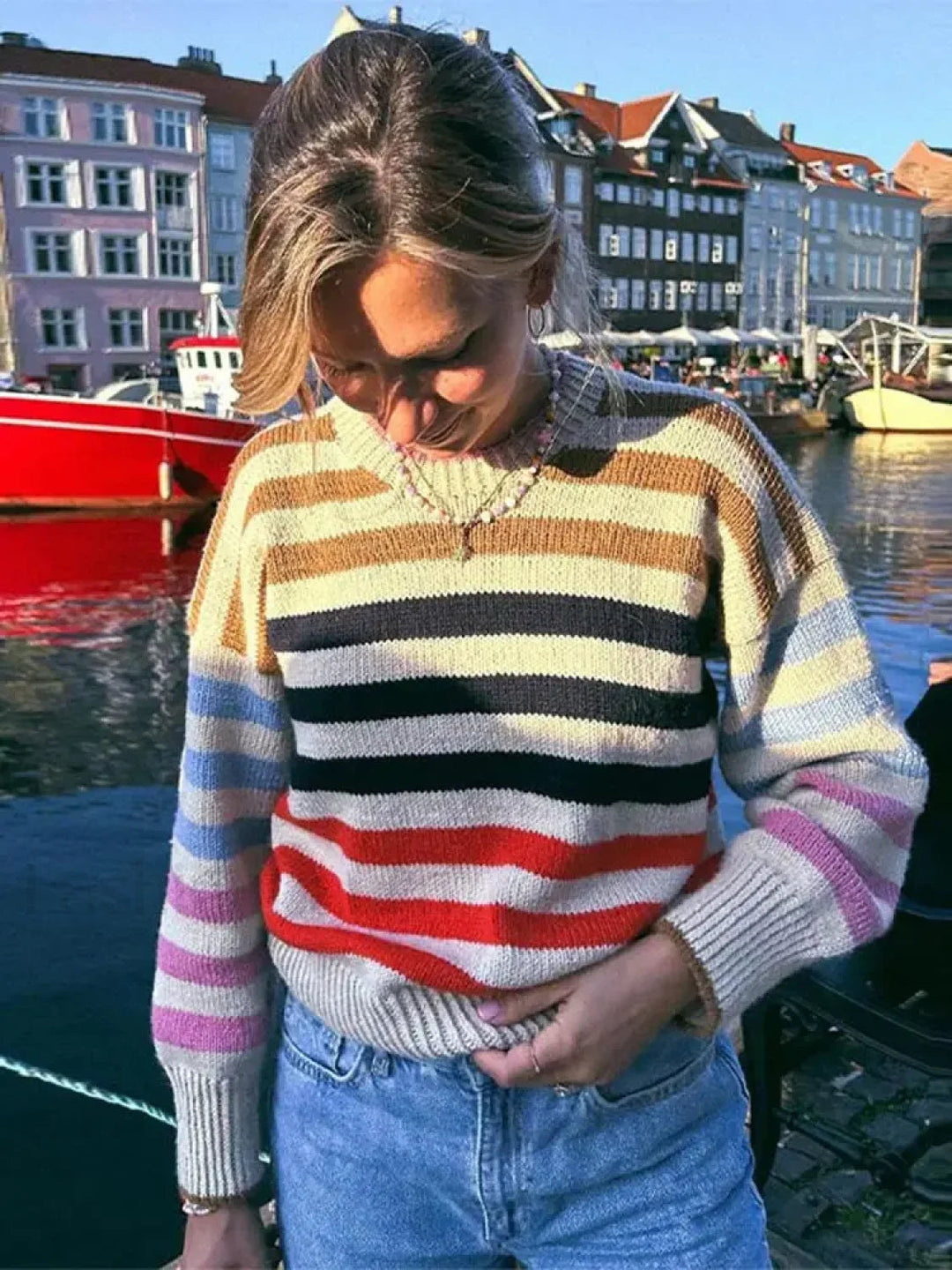 Bunter gestreifter Vintage-Strickpullover mit Rundhalsausschnitt