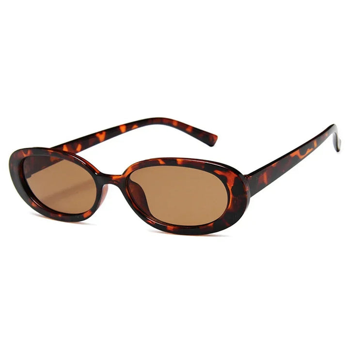 Retro Sonnenbrille mit klarem Glas im Vintage-Stil
