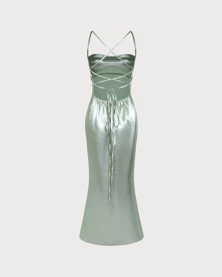 Grünes Maxikleid im A-Linien-Stil mit überkreuzten Trägern