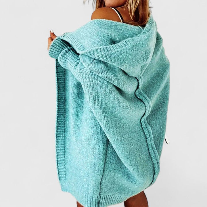 Gemütliche leichte Strickjacke