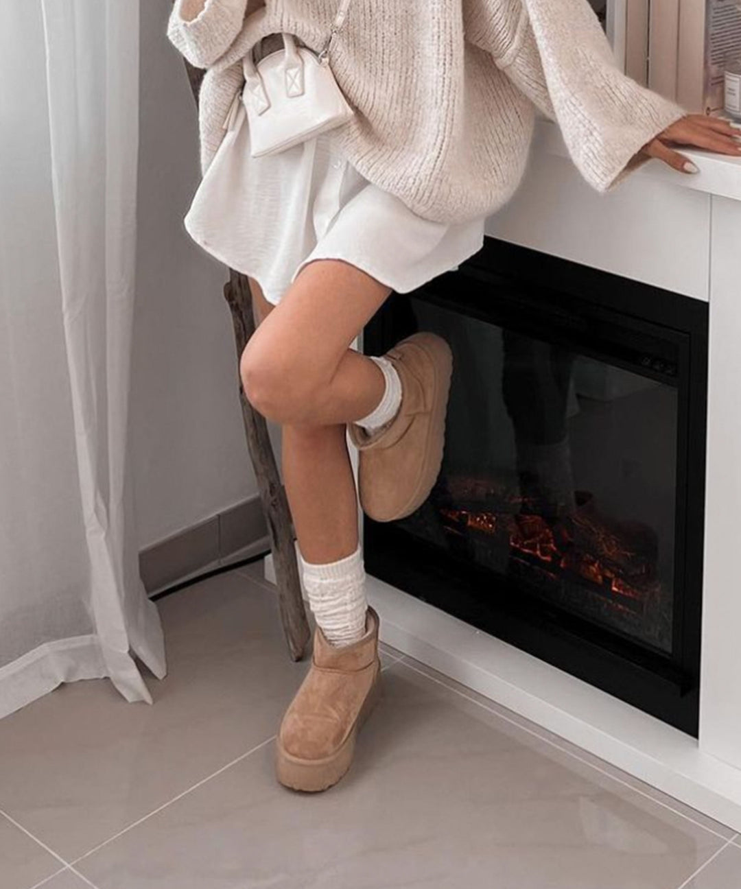 Eleganter weißer Rock