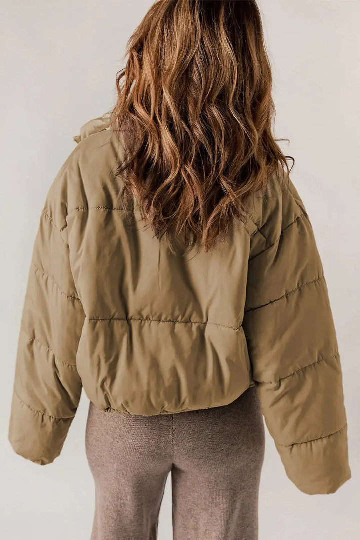 Schicker, länglicher Mantel mit Kragen und Reißverschluss für stylisches Layering
