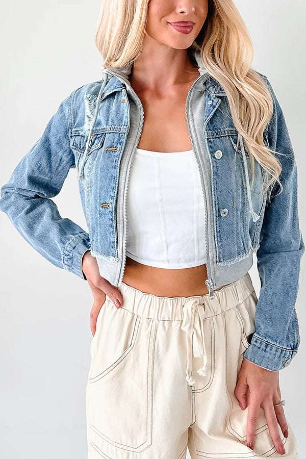 Lässige Jeansjacke mit Kapuze und Patchwork-Muster
