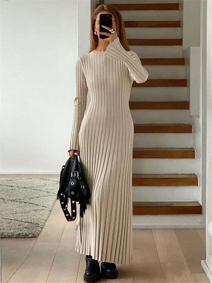 Elke® | Geripptes Maxikleid mit figurbetontem Schnitt