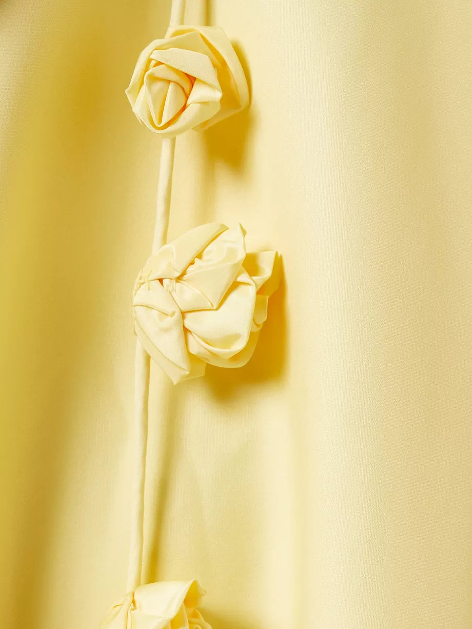 Rückenfreies Minikleid mit 3D-Rosen-Applikationen in Gelb