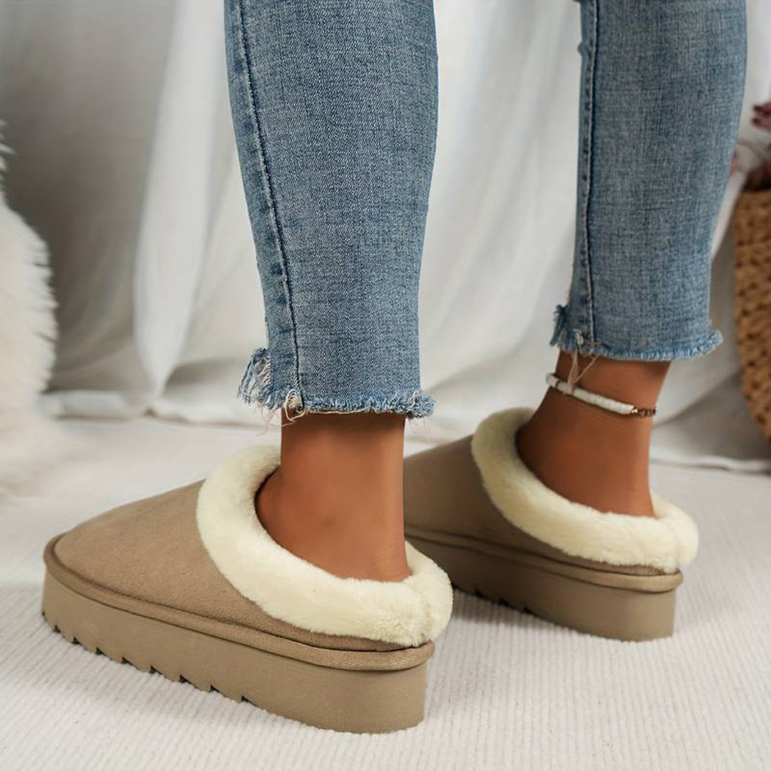 Gemütliche Damen-Hausschuhe mit Fleece-Futter zum Hineinschlüpfen