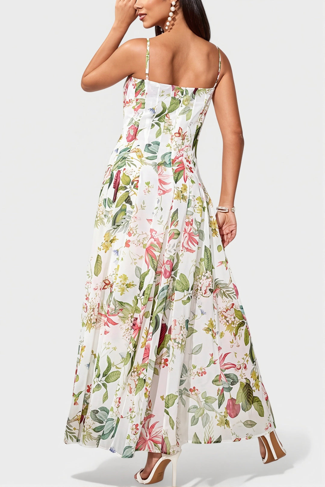 Rückansicht des Damen Maxikleids mit Blumenmuster und schmalen Trägern