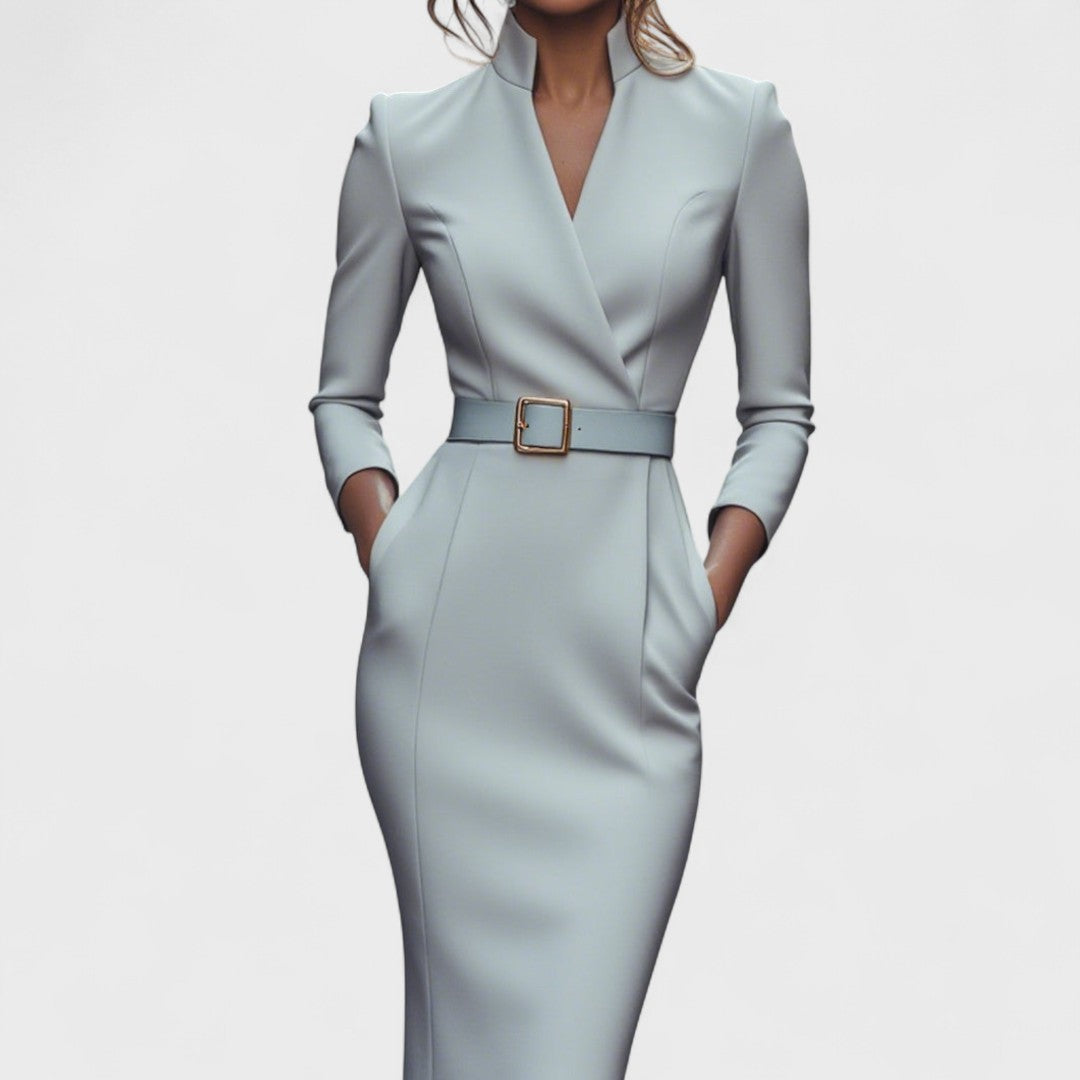 Elegant pencil dress with belt for a sophisticated style