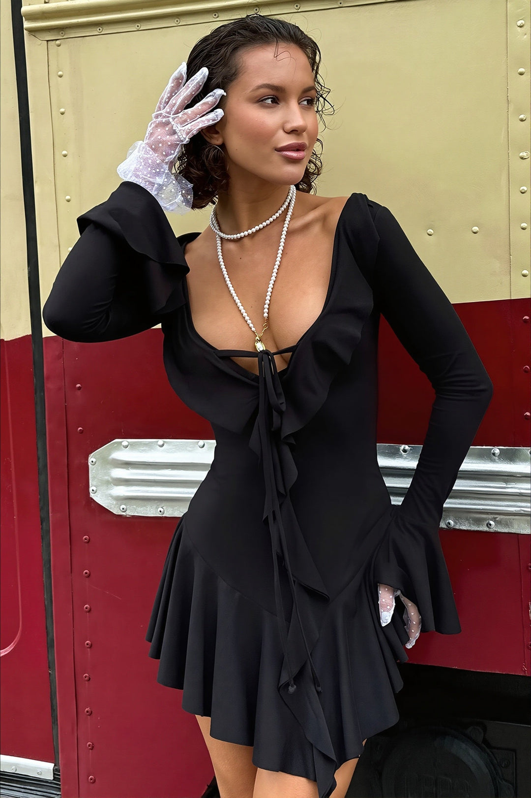Detailansicht des Stoffes vom Damen Minikleid
