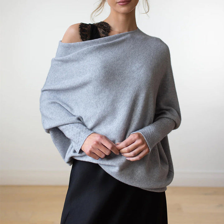Gemütlicher übergroßer Strickpullover mit Carmenausschnitt