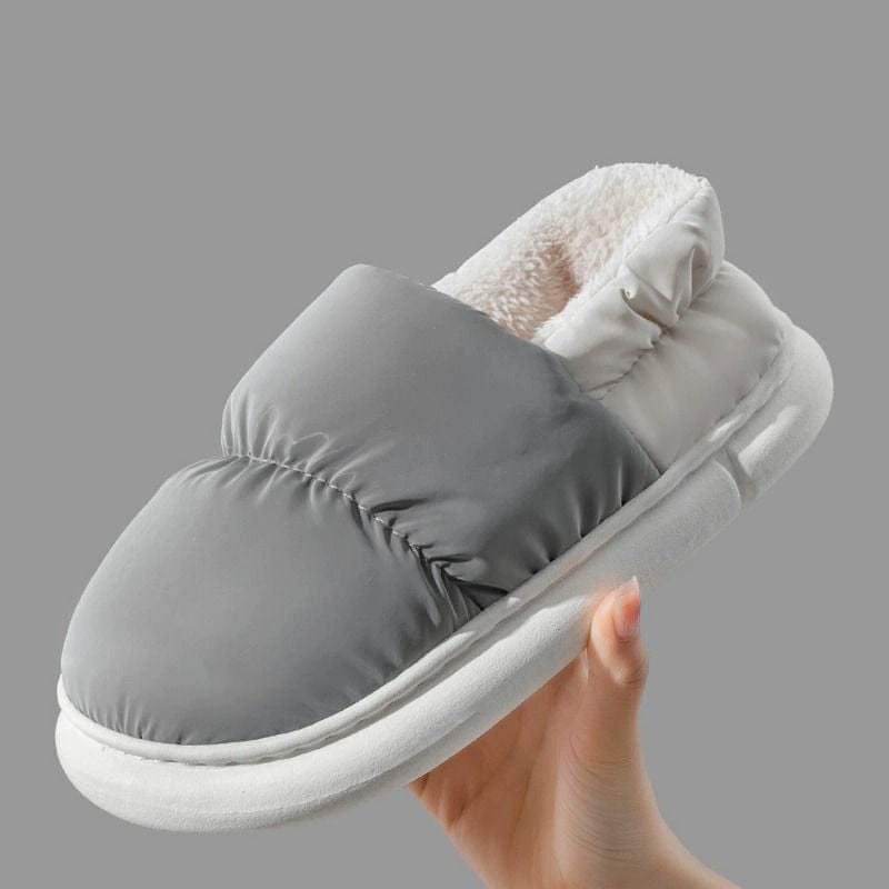 Bequeme Plüsch-Hausschuhe zum Hineinschlüpfen für Damen