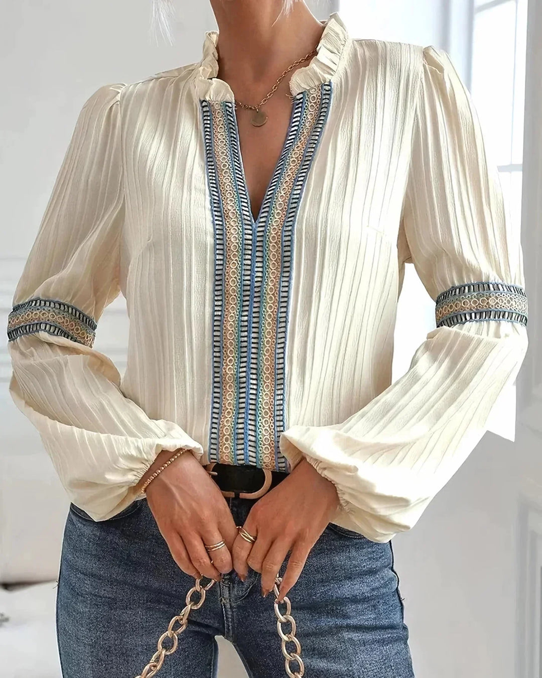 Elegante Damenbluse mit V-Ausschnitt