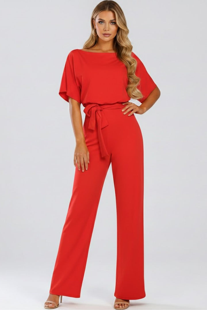 Damen Jumpsuit mit weitem Bein in moderner eleganter Silhouette