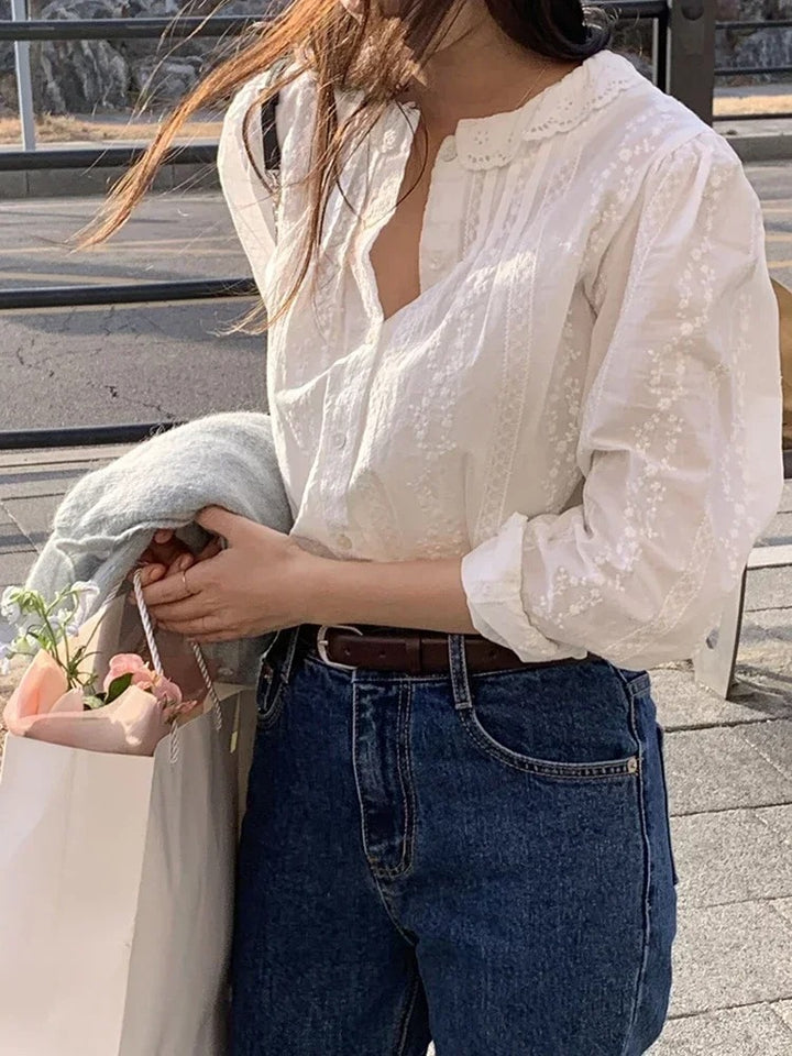 Embroidered shirt with button placket in a casual-chic style 