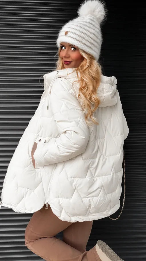 Gemütliche Steppjacke mit Kapuze und Reißverschlussdetails