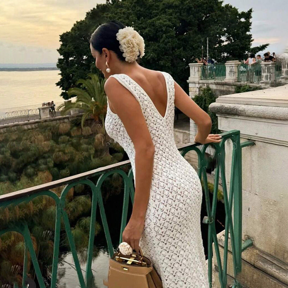 Gehäkeltes Maxikleid mit offenem Rücken für den Urlaub Weiß