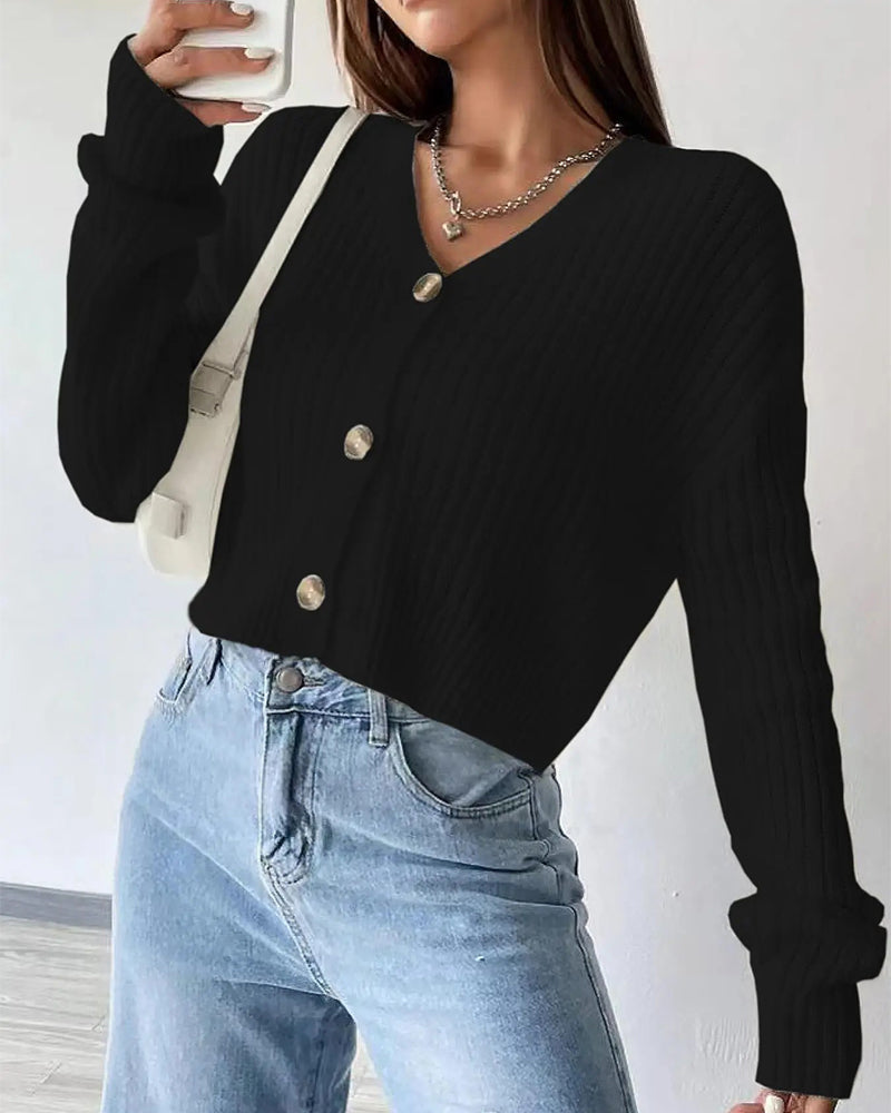 Damen-Kurzcardigan mit V-Ausschnitt und Langarm im vollständigen Look